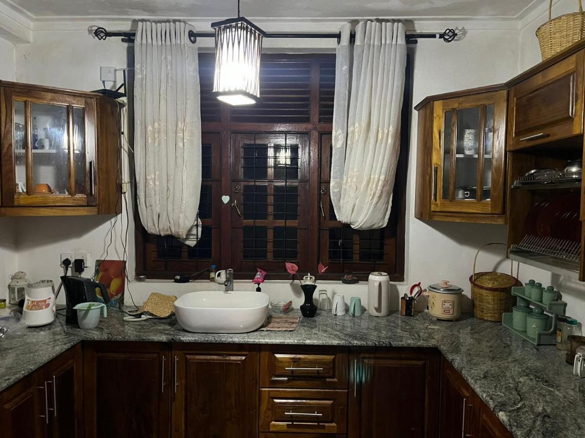 Rustic Mahaweli Apartment Kandy Exterior foto